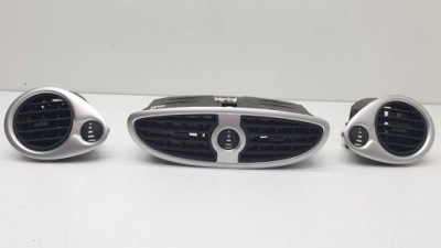 Решётки обдув комплект левая правая середина clio 3 2008 европа фото №1