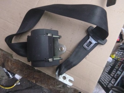 Audi a4 b8 kombi pas безпеки задня 8k0857805p фото №1