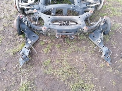 Oś балка задня nissan juke фото №1