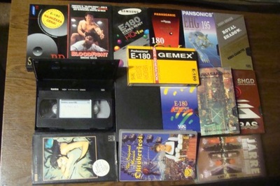 Zestaw 15 sztuk kaset VHS,nagrane...różne tytuły.