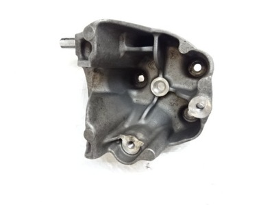 Peugeot rifter 1.5 blue hdi кронштейн кронштейн насоса пального 9824088780 фото №1