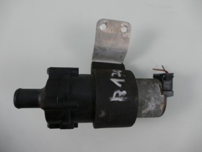 Mercedes slk r170 lift 2.0 k дополнительная насос воды фото №1