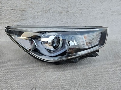 Kia rio iv лампа права led 92102-h8 10 pin фото №1