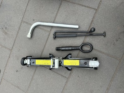 Домкрат подъемник audi a6 a7 фото №1