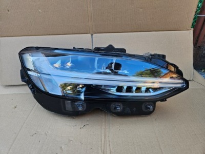 Лампа права перед volvo v90 s90 full led 31655187 фото №1