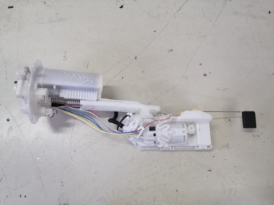 Toyota yaris iv cross 1.5 hybrid насос топлива фото №1