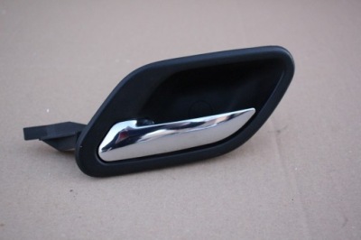 Ручка внутренняя левая bmw e39 e38 8226049 фото №1