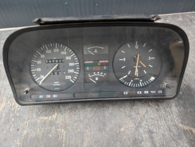 Счетчик bmw e28 e24 1375166 фото №1