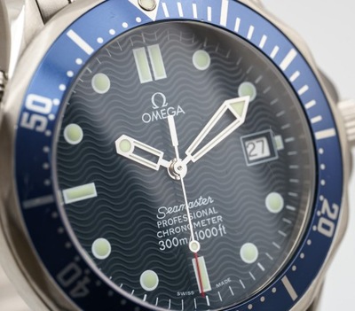 OMEGA Seamaster Diver 300 M James Bond 007 25318000