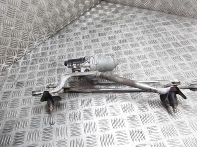 Механізм двірник toyota yaris ii 85110-0d080 фото №1