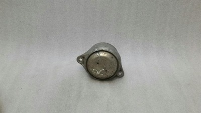 Porsche 911 996 правий двигун кронштейн 99337504908 двигун тримач фото №1