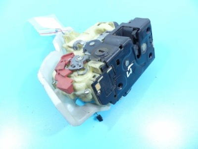 Замок задня лівий 7l0839015d vw jetta v фото №1