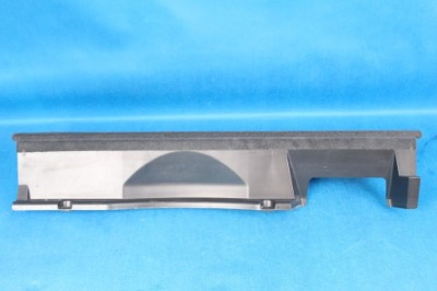 Молдинг защита багажника audi оригинальный номер 8u0861486 фото №1