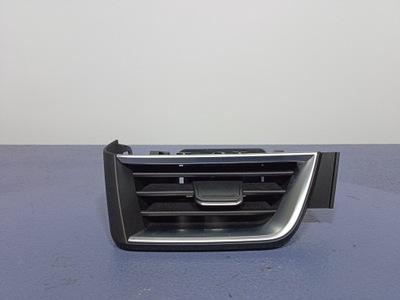 Renault clio v 19- решітка обдув ліва 687611283r фото №1