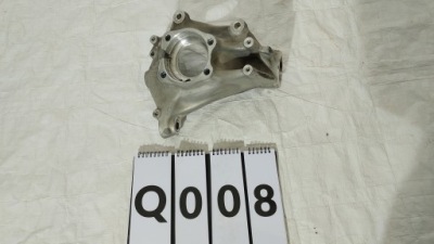 Bmw g26 i4 поворотний кулак правий перед фото №1