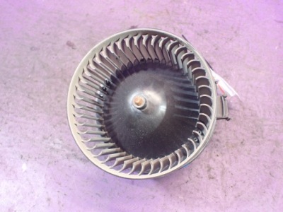 Fiesta mk7 17-21 вентилятор обдув vp8e2h18456aa фото №1