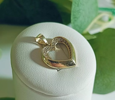 ZLOTA ZAWIESZKA SERCE 2,19 G 585