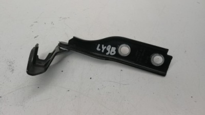 Петля капот лівий audi a3 8p lift 8p0823301b фото №1