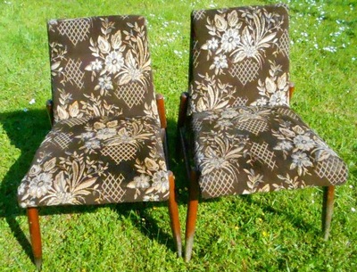 Krzesło tapicerowane vintage, design z PRL