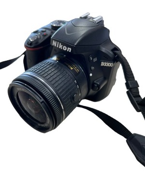 Lustrzanka Nikon D3300 korpus + obiektyw