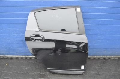 Toyota yaris iii дверь правый правое задняя задние фото №1