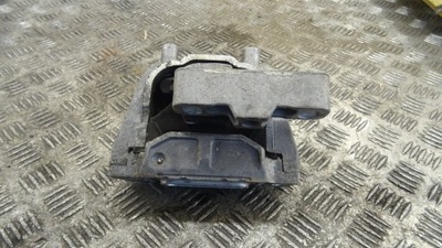 PI039 VW TIGUAN I 5N 2.0 PAGALVĖ RANKENA LAIKIKLIS VARIKLIO 5N0199262 