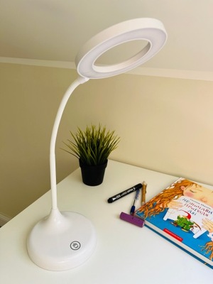 Lampka biurkowa LED dotykowa