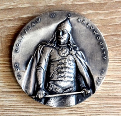 Medal III KRZYWOUSTY Z DEDYKACJĄ PTAiN KOSZALIN RZADKI