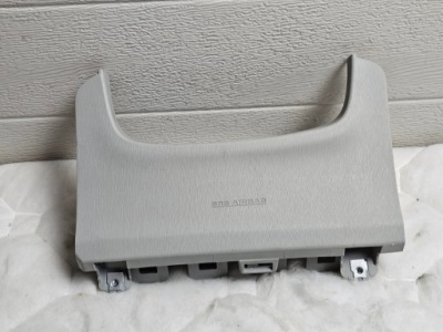 Заглушка защита подушки безопасности коленной подушка безопасности toyota prius iii europa фото №1