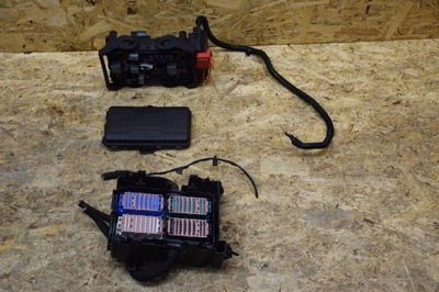 Коробка корпус запобіжників bsi insignia b ii 2.0 cdti 17- фото №1