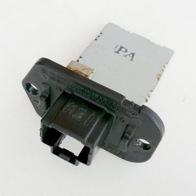 Hyundai i10 2012r lift резистор вентилятора reostat оригинал фото №1