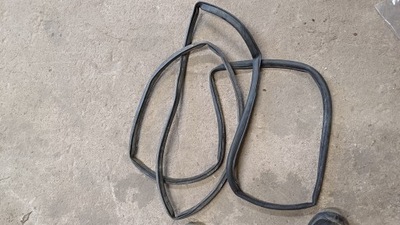 Audi q5 8r прокладка дверь правый задняя задняя фото №1