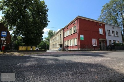 Dom, Zawiść, Pokój (gm.), 400 m²