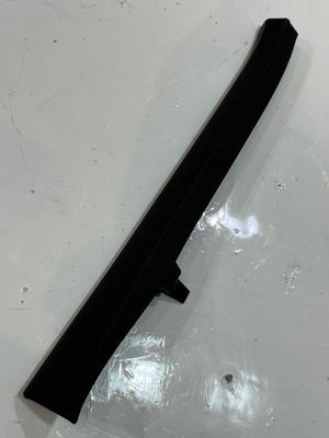 Защита стойка левая cayenne ii 7p5 7p0868237 фото №1