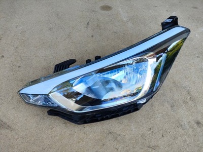 Hyundai i20 2 ii 13- лампа передняя перед левая фото №1
