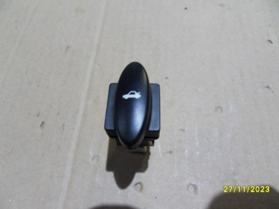 Кнопка открывания крышки багажника citroen c5 96384822zl фото №1