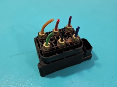 Розподільник підвіска audi a6 c6 фото №1