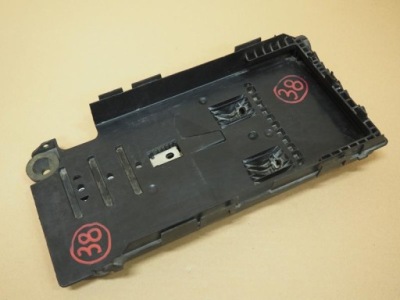 Корпус основа акумулятор mondeo mk4 6g9110723a фото №1