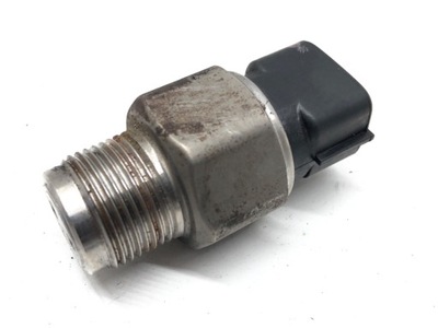 SENSOR DE PRESIÓN COMBUSTIBLES TOYOTA AVENSIS T27 2.0 126KM 09-18  