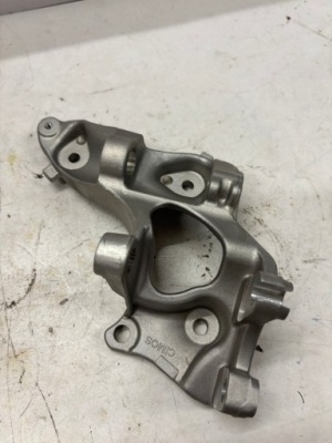 Кронштейн генератора - peugeot оригинальный номер 5706 l3 фото №1