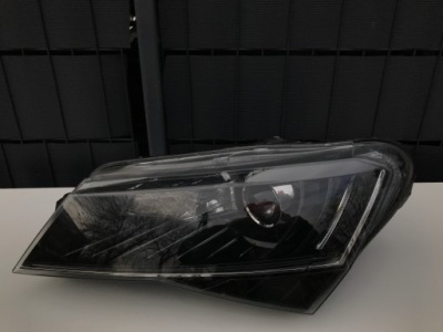 Skoda superb iii 3 левая лампа перед ксенон led 15-19 фото №1