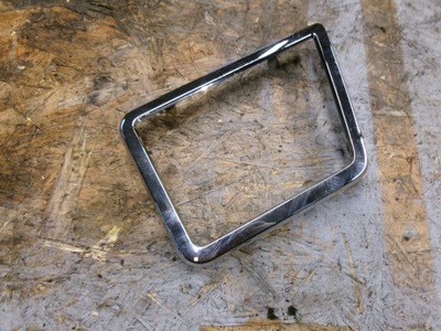 Dodge challenger 08-14 рамка домкрата передач хром фото №1