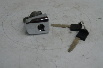 Navara d23 np300 вкладка + жало хром фото №1