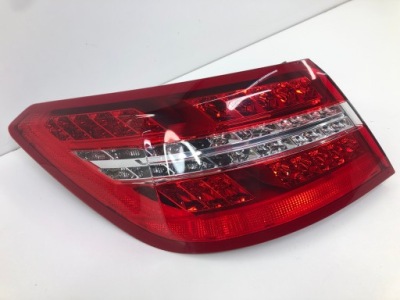 Mercedes w207 задняя левая лампа led a2078200164 фото №1