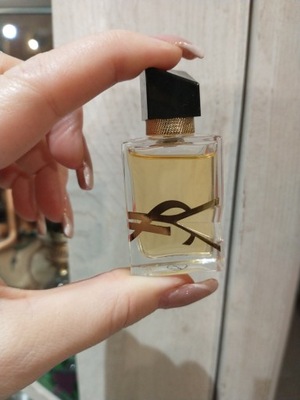 Nowe perfumy Yves Saint Laurent Libre miniatura 7,5 ml