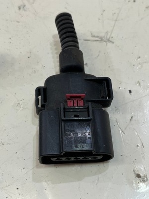 Колодка штекер seat leon 5f 8k0973705a фото №1