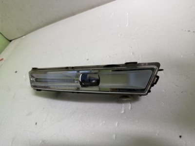 Протитуманна фара правий jaguar f pace x761 фото №1