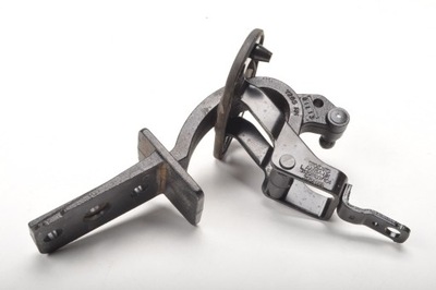 Правый петля крышки багажника volvo v70 ii sw 31298998 2.4l дизель 136kw фото №1