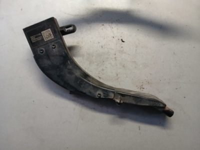 Защита трубопровод топлива seat vw leon golf 5q0200059bs фото №1