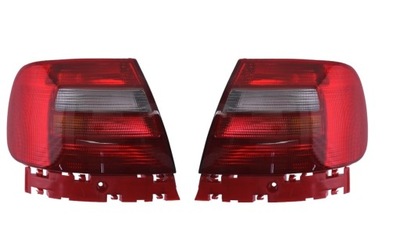 AUDI A4 SEDAN 96-98 LAMPA TYLNA TYŁ KOMPLET